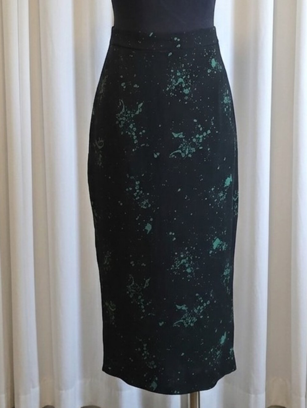 A.L.C. 100% Silk Black Pencil Skirt with Teal Splatter